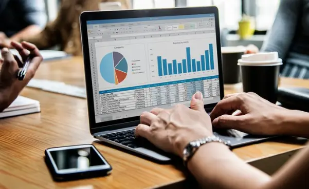 Explicación del Plan de 90 Días con garantía de rendimiento Google Ads para mejorar CPA y ROAS mediante una metodología certificada.